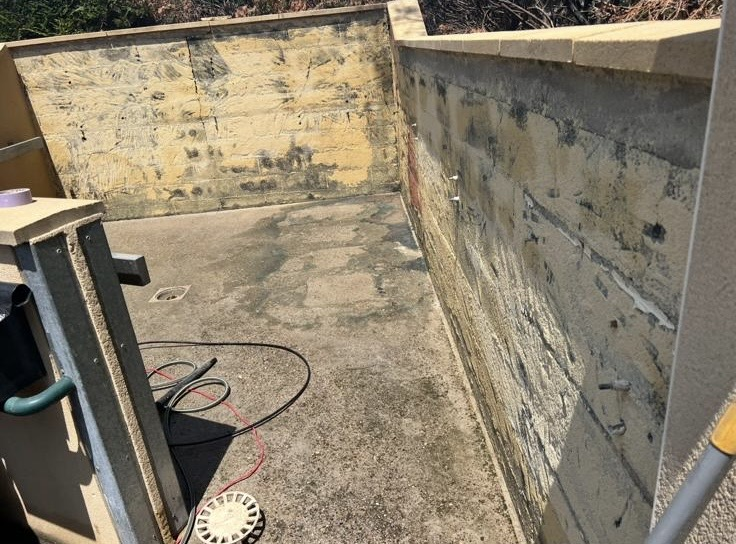 Murs extérieurs avant ravalement